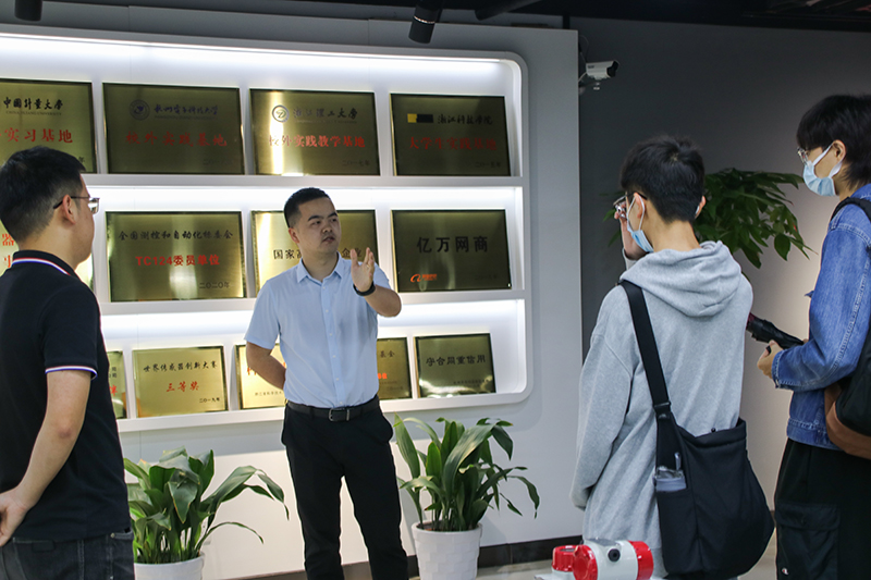 校企交流|浙江理工大學(xué)師生一行到訪聯(lián)測(cè)